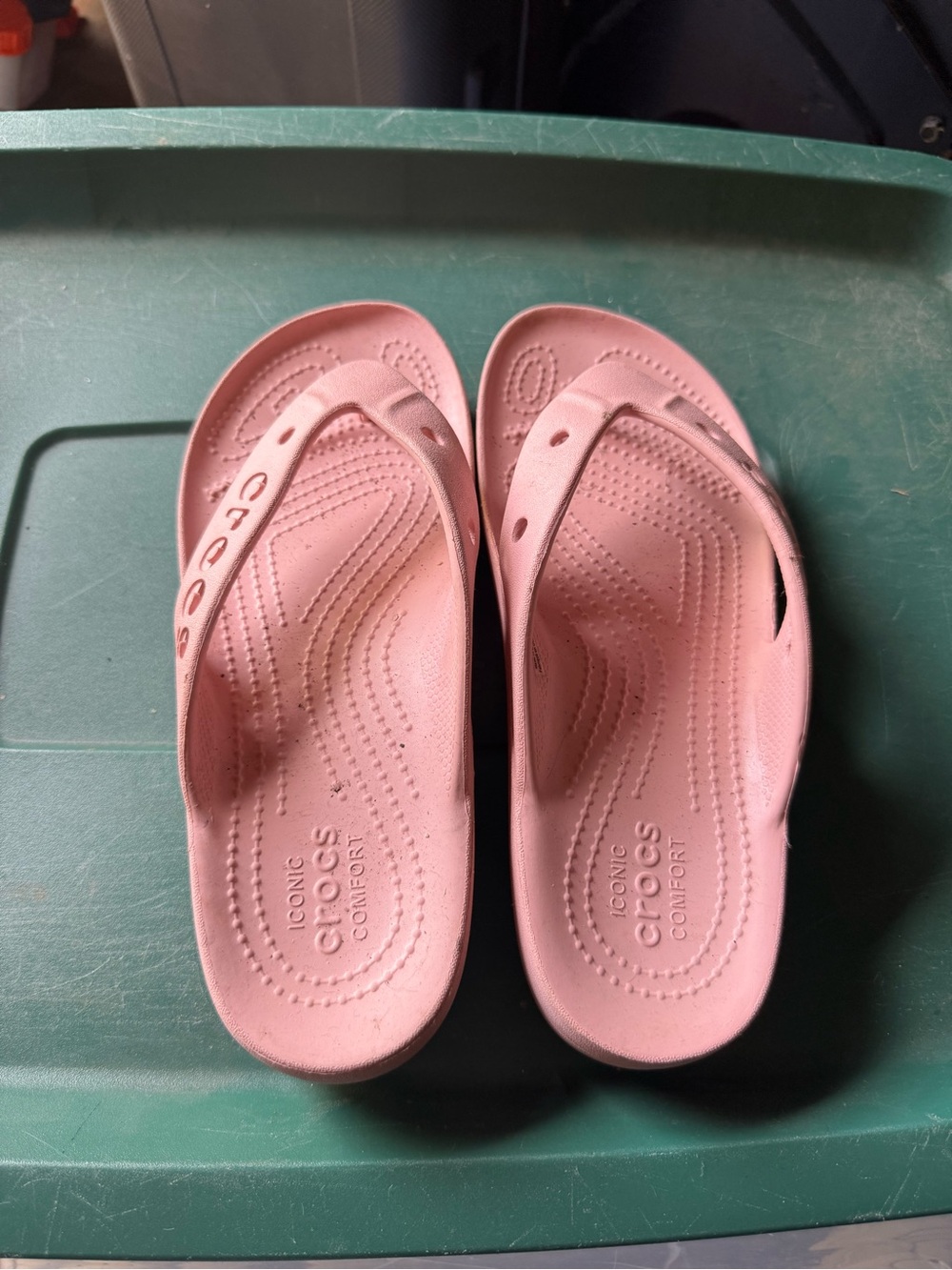Crocs Classic Flip Pink Sandals Womens